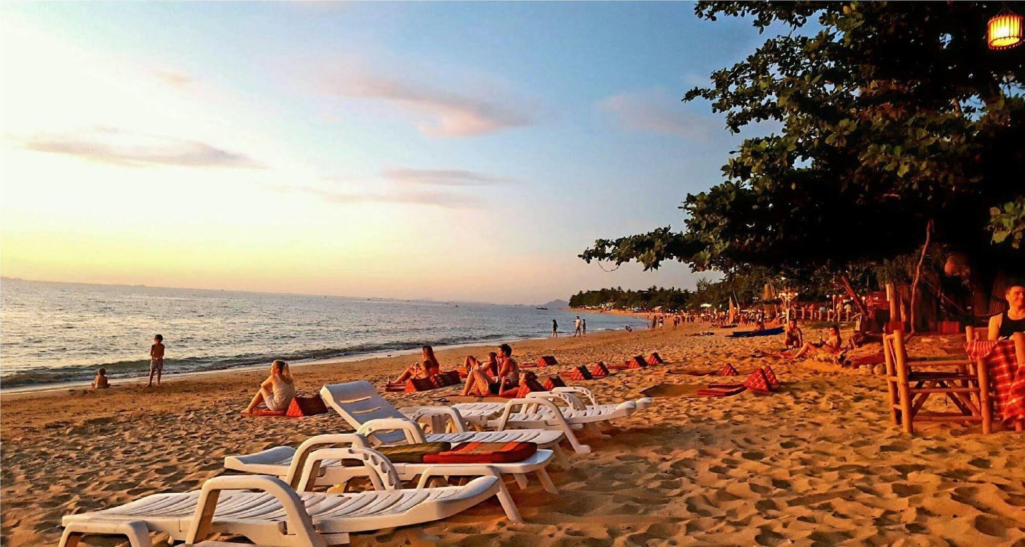 Lanta Pavilion Resort - Ko Lanta Dış mekan fotoğraf