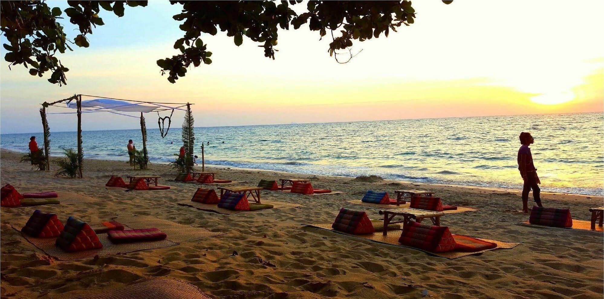 Lanta Pavilion Resort - Ko Lanta Dış mekan fotoğraf